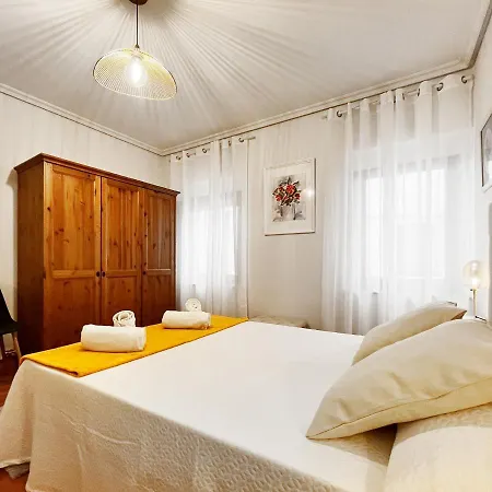 Apartamento Vut Plaza Del Santo *